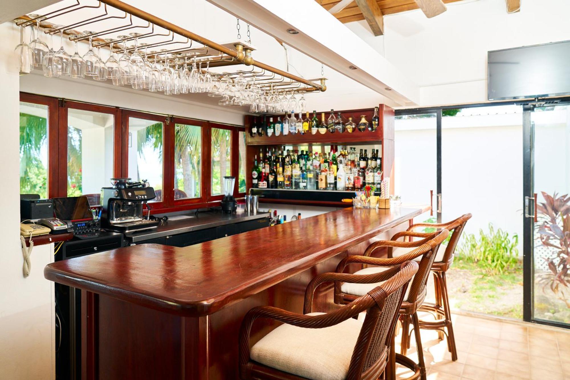 Mount Nevis Hotel Exterior foto